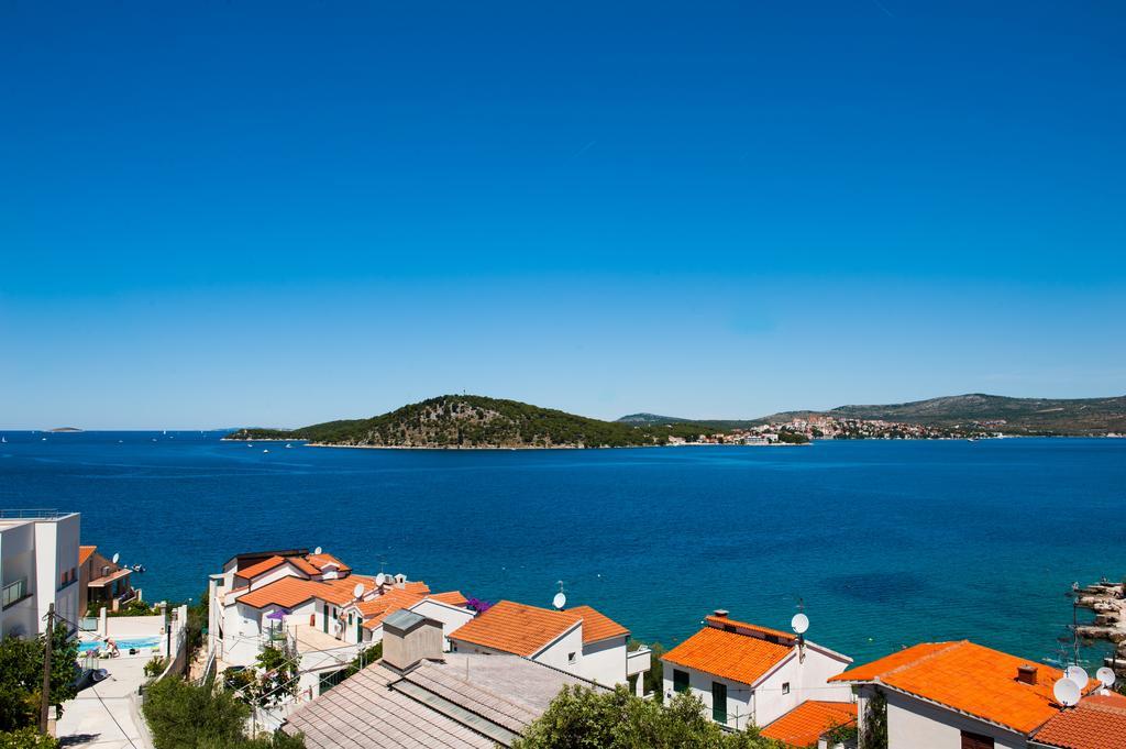 Apartments Villa Laguna With Pool Ražanj Extérieur photo