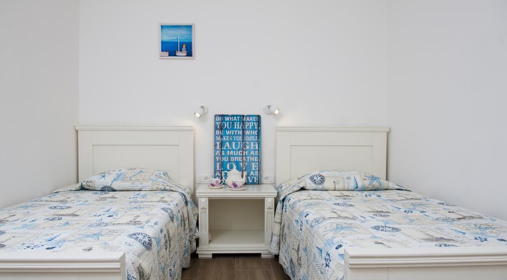 Apartments Villa Laguna With Pool Ražanj Chambre photo