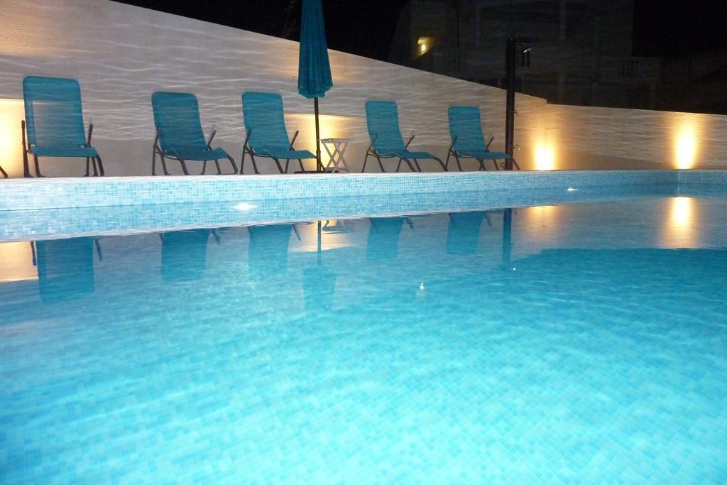 Apartments Villa Laguna With Pool Ražanj Chambre photo