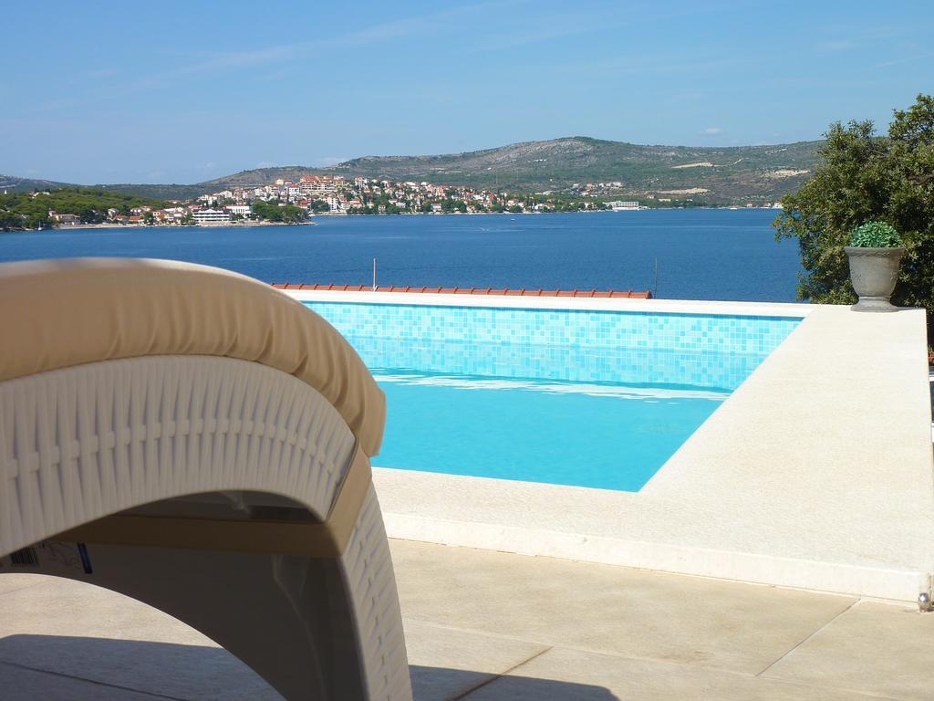Apartments Villa Laguna With Pool Ražanj Extérieur photo